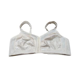 Playtex 4695 44B Beige Front Closure Wireless Soft Cup Bra Wide Strap Support